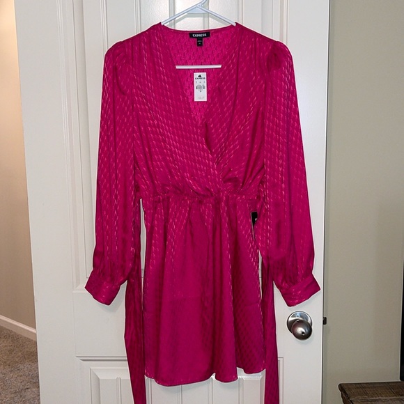 Express Dress. NWT. - Picture 1 of 2